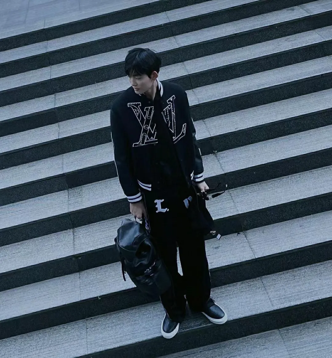 Louis Vuitton & NBA 21Fw joint baseball jacket